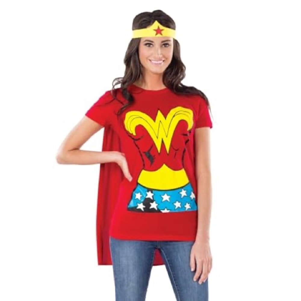 Rubie's Red Costume Wonder Woman T-Shirt with Cape size small